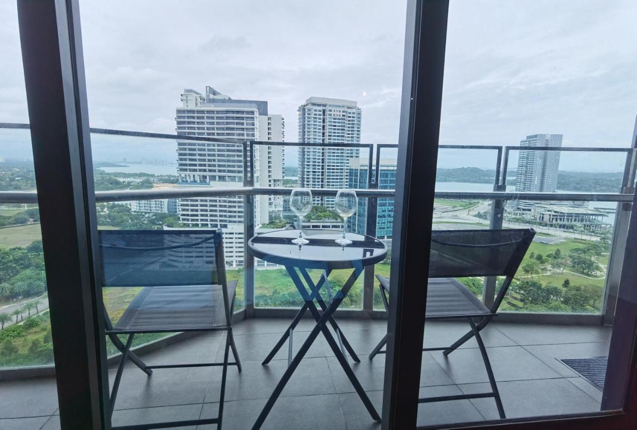 Apartament Almas Puteri Harbour Nusajaya  Zewnętrze zdjęcie
