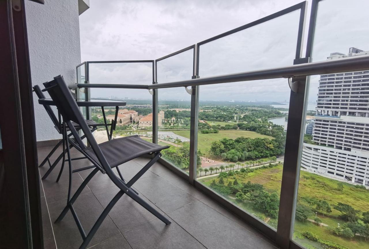 Apartament Almas Puteri Harbour Nusajaya  Zewnętrze zdjęcie