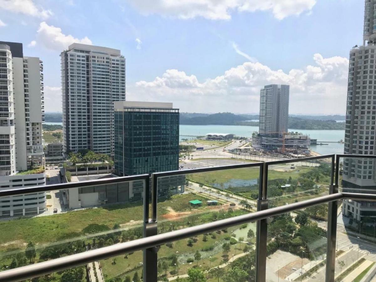 Apartament Almas Puteri Harbour Nusajaya  Zewnętrze zdjęcie