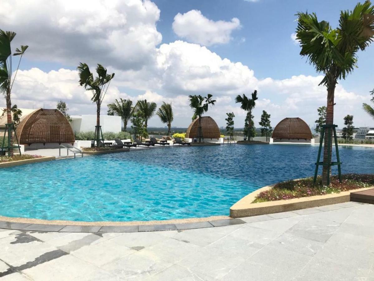 Apartament Almas Puteri Harbour Nusajaya  Zewnętrze zdjęcie